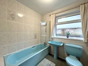 Photo 17- click for photo gallery